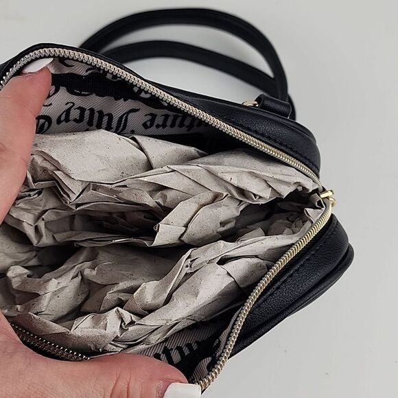 Juicy couture licorice heart fluffy crossbody bag purse small new gold hardware - Picture 5 of 5